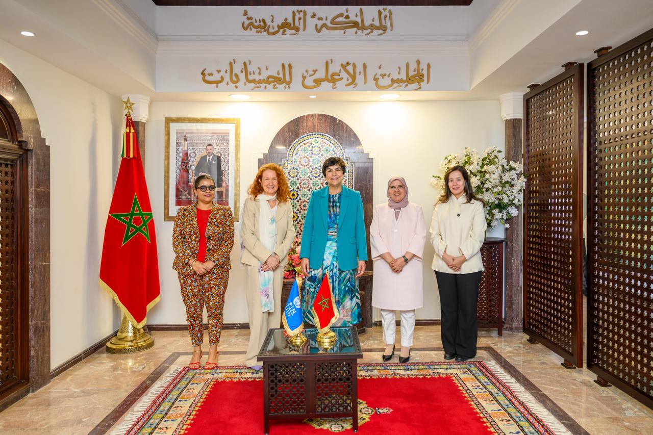 إعلان إعلان